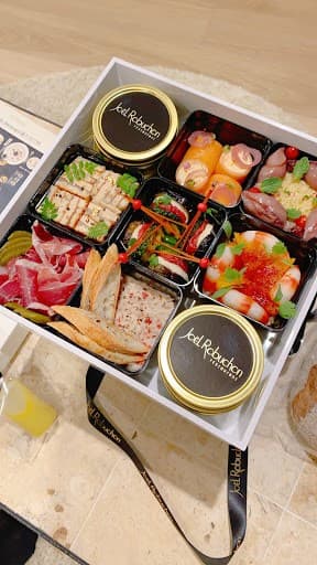 "ロブション"のデリバリーを本音で食レポ!83,000円の価値はある?